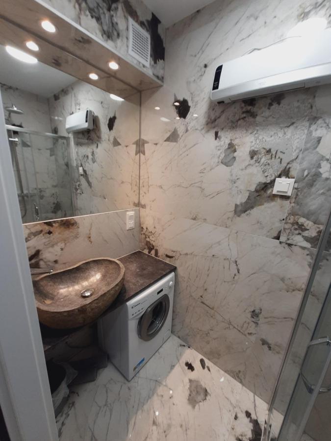 Platinum Apartment - Parking - Klimatyzacja - Winda - Self Check In ヴロツワフ エクステリア 写真