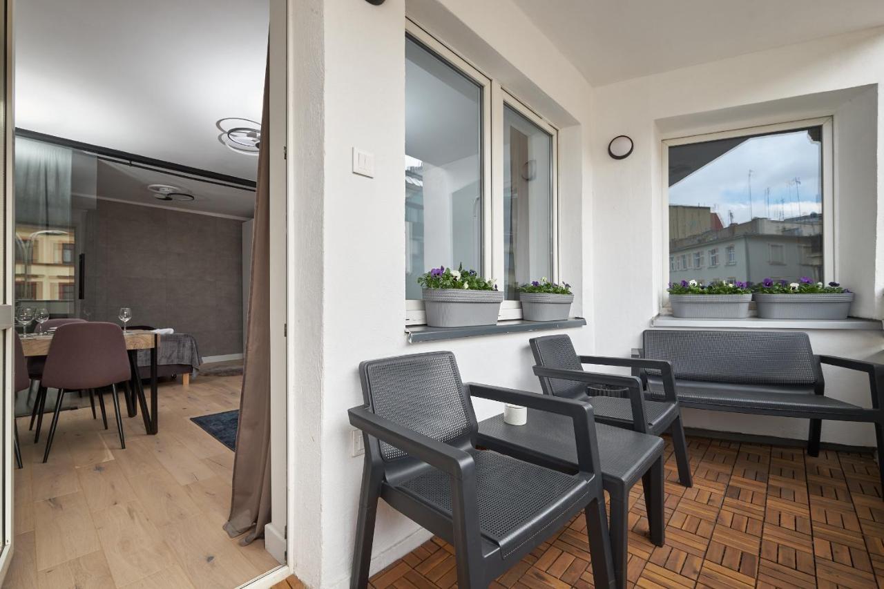 Platinum Apartment - Parking - Klimatyzacja - Winda - Self Check In ヴロツワフ エクステリア 写真