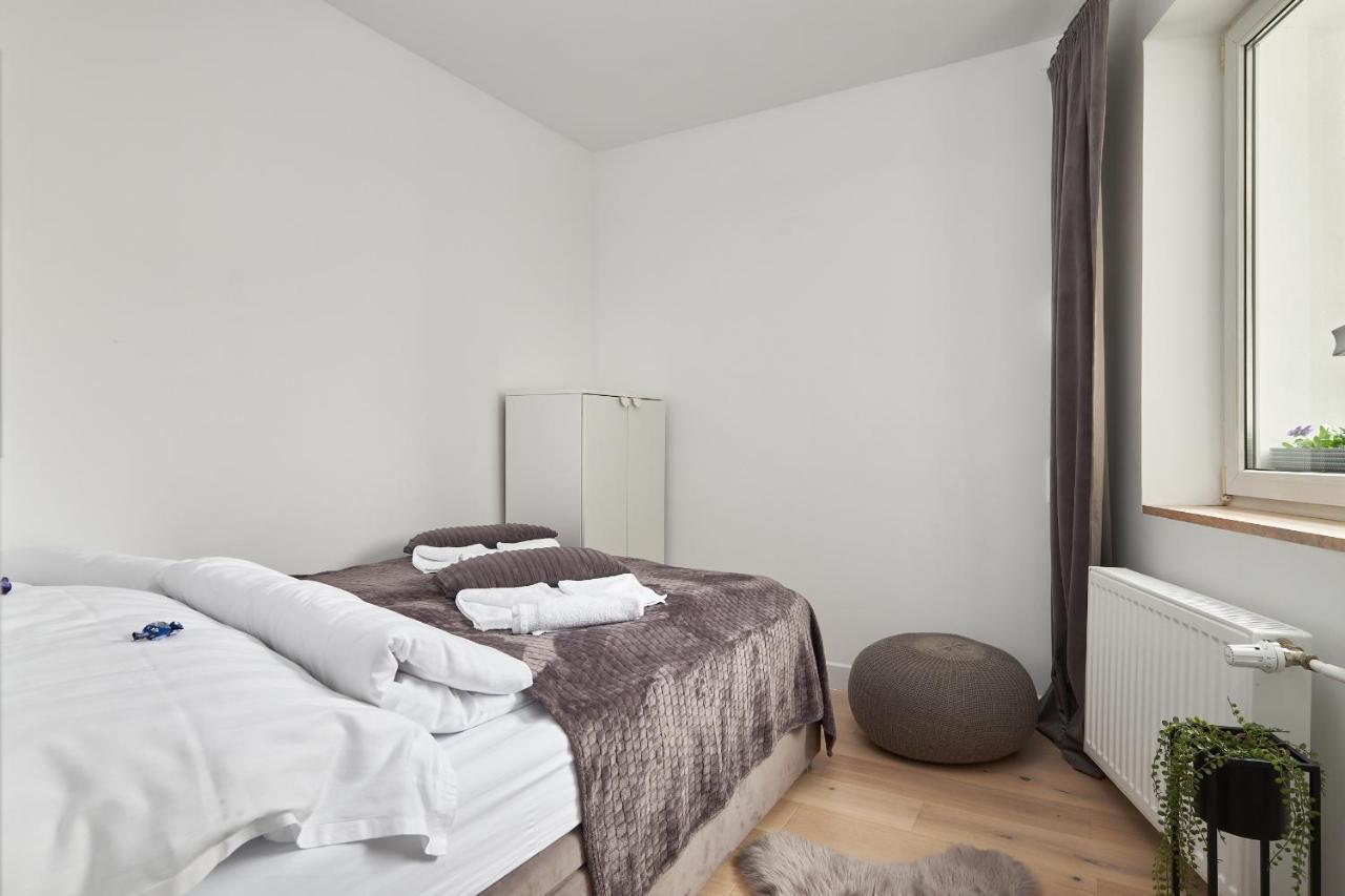 Platinum Apartment - Parking - Klimatyzacja - Winda - Self Check In ヴロツワフ エクステリア 写真